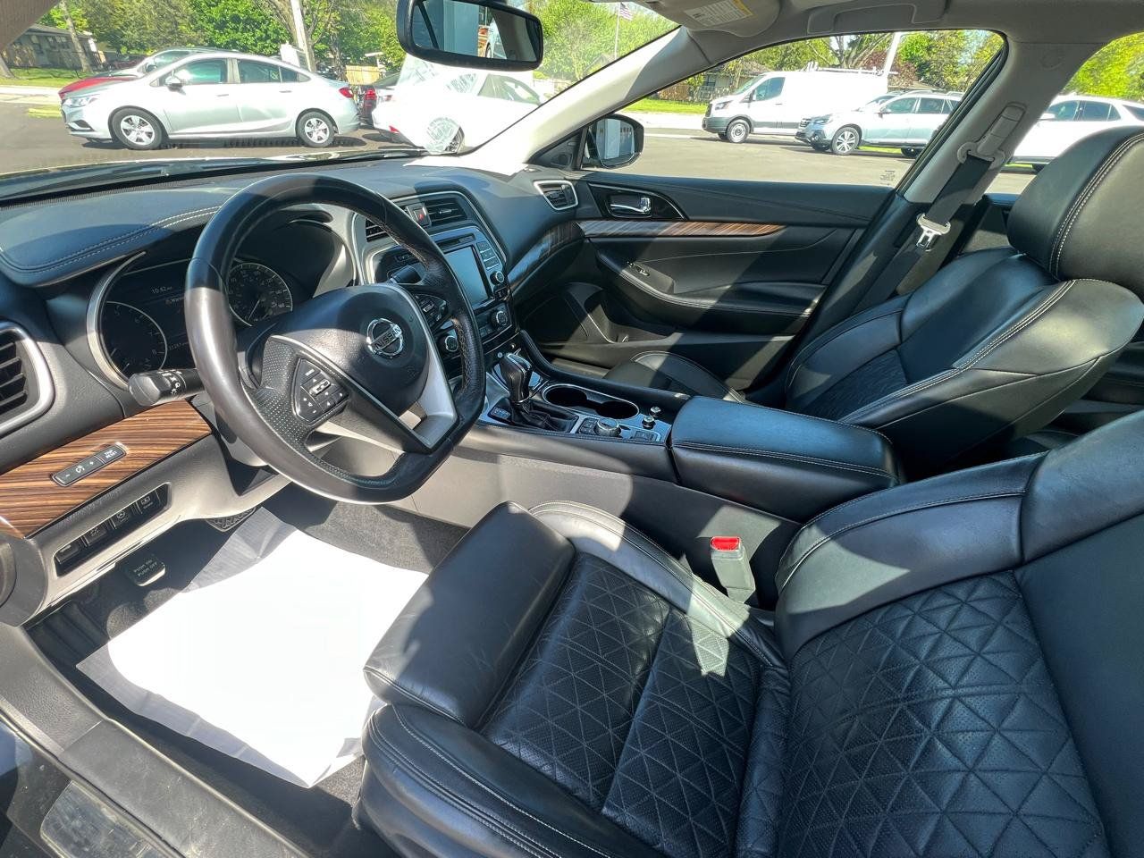 Used 2016 Nissan Maxima Platinum FWD image 17