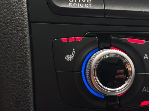 Used 2017 Audi SQ5 Premium Plus image 3