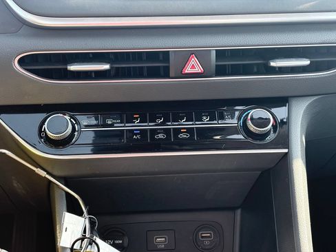 Used 2020 Hyundai Sonata SE FWD image 10