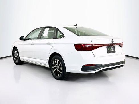Used 2025 Volkswagen Jetta S image 5