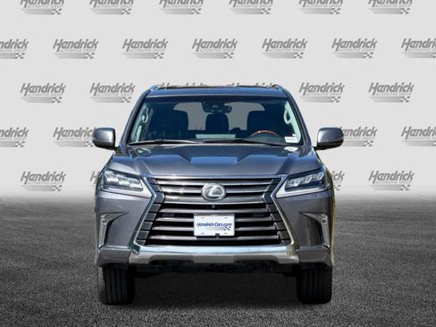 Used 2017 Lexus LX 570 4WD w/ Luxury Package image 10