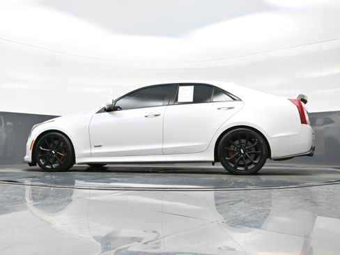 Used 2016 Cadillac ATS V w/ Carbon Fiber Package image 27