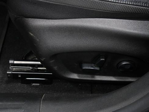 Used 2020 Jeep Renegade Limited w/ LED Lighting Group image 23