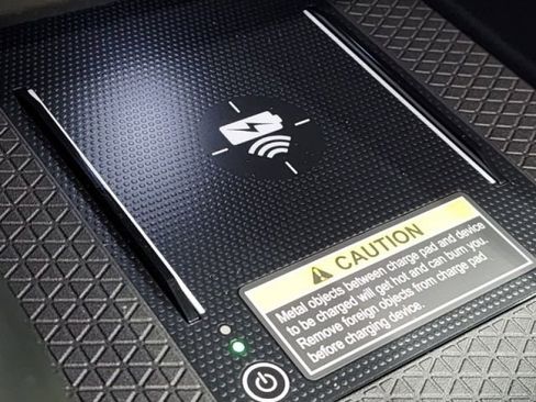 Used 2025 Honda Accord SE image 19
