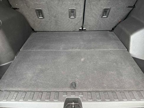 Used 2020 GMC Terrain SLT w/ Preferred Package image 33