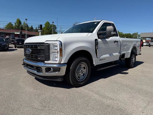 Used 2024 Ford F350 XL w/ XL Driver Assist Package RWD image 10