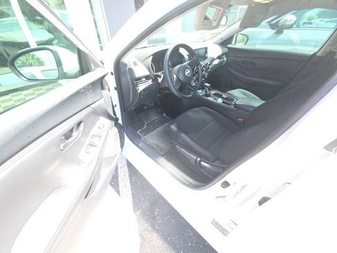 Used 2024 Nissan Sentra S FWD image 10