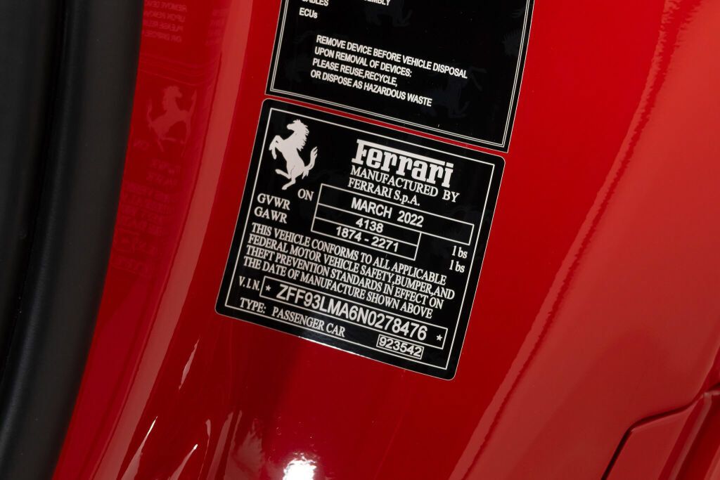 Used 2022 Ferrari F8 Tributo RWD image 29