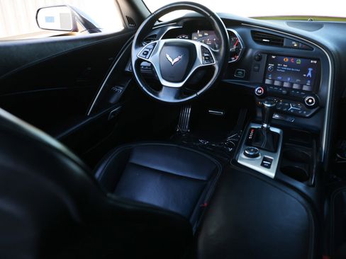 Used 2015 Chevrolet Corvette Stingray Coupe w/ 2LT Preferred Equipment Group image 19