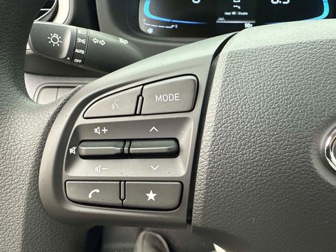 New 2026 Hyundai Venue SE image 28