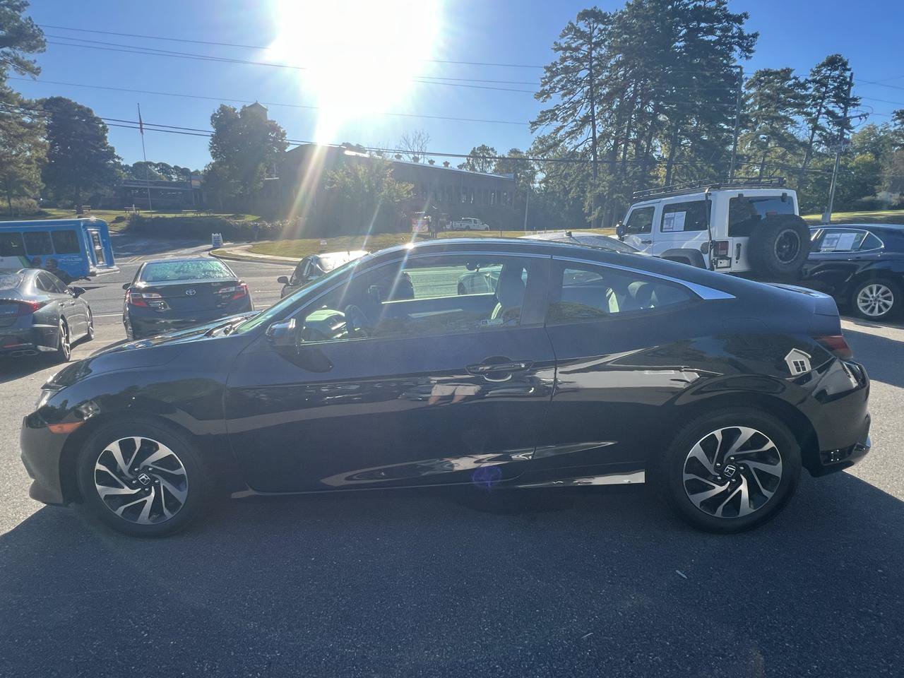 Used 2018 Honda Civic LX image 3