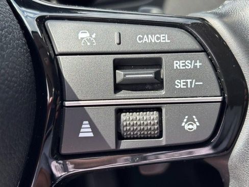 Used 2023 Honda Accord Touring image 17