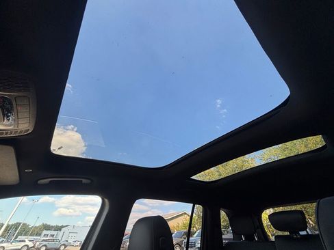 New 2026 Mercedes-Benz GLB 250 4MATIC image 24