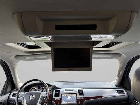 Used 2008 Cadillac Escalade AWD image 19