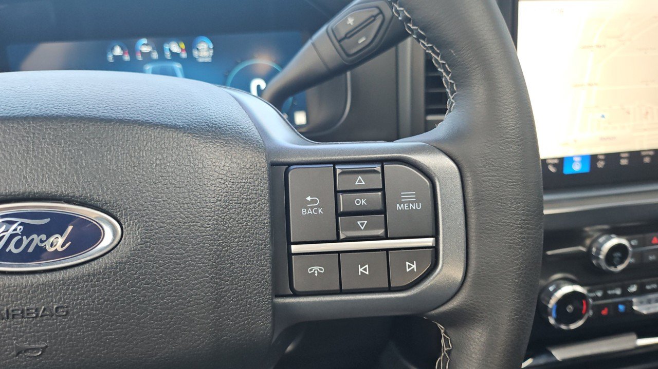 Used 2025 Ford F250 Lariat w/ Lariat Ultimate Package AWD/4WD image 18