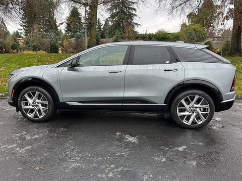 New 2026 Cadillac Optiq Luxury 1 image 2