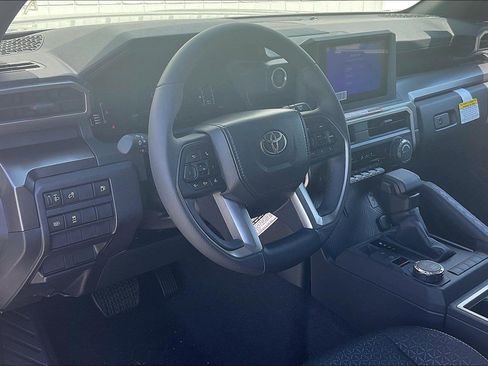 New 2026 Toyota 4Runner SR5 RWD image 7