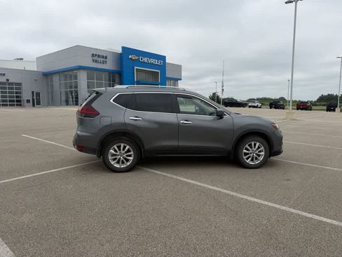 Used 2019 Nissan Rogue SV AWD/4WD image 4