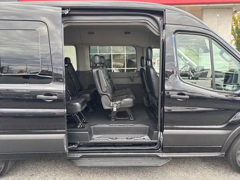 Used 2023 Ford Transit 350 XLT image 57