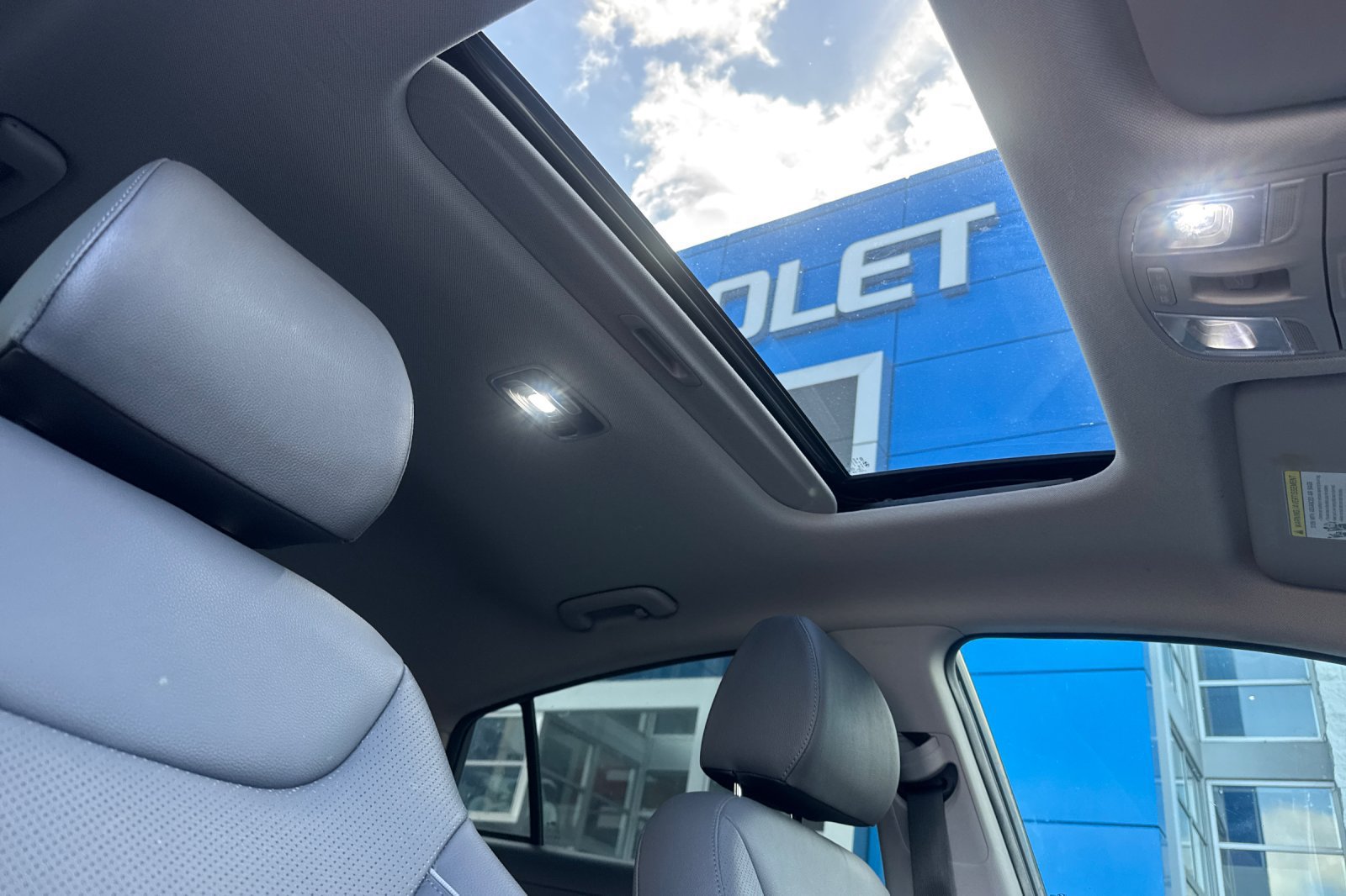 Used 2020 Hyundai Ioniq Limited FWD image 20