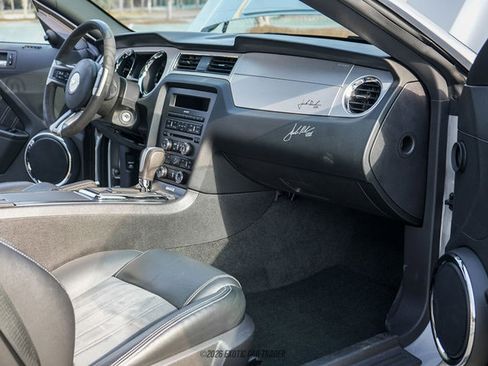 Used 2014 Ford Mustang GT Premium image 33