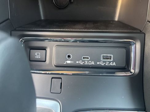 New 2026 Subaru Ascent Limited image 29