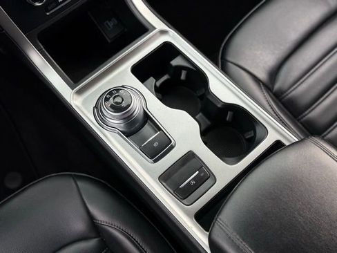 Certified 2024 Ford Edge SEL image 23