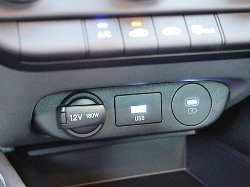New 2026 Hyundai Elantra SE FWD image 30