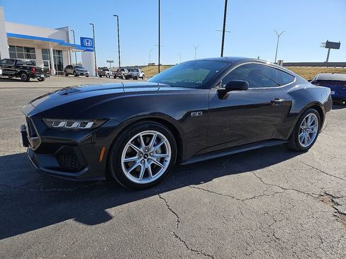 Used 2024 Ford Mustang GT Premium image 2