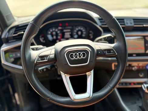 Used 2023 Audi Q3 2.0T Premium Plus w/ Premium Plus Package AWD/4WD image 10