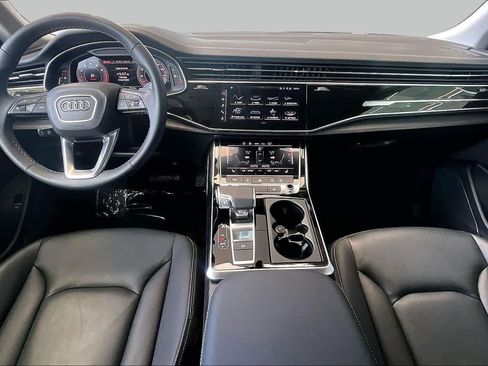 Used 2023 Audi Q8 Premium AWD/4WD image 13