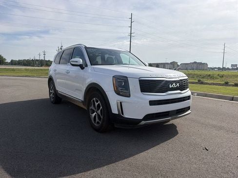 Used 2022 Kia Telluride EX FWD image 7