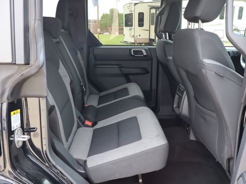 Used 2025 Ford Bronco Big Bend AWD/4WD image 12