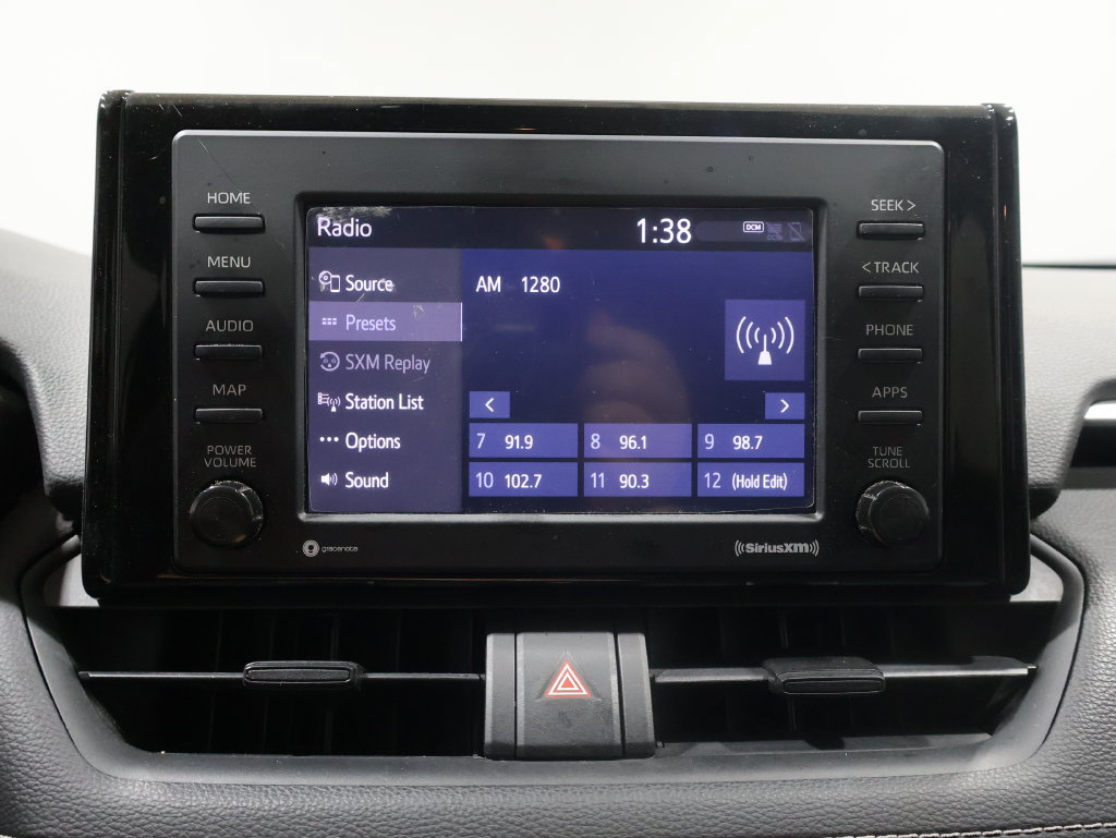 Used 2021 Toyota RAV4 XLE w/ XLE Grade Weather Package AWD/4WD image 27