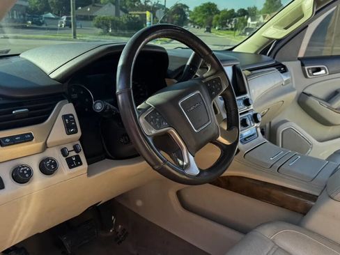 Used 2016 GMC Yukon Denali w/ Open Road Package AWD/4WD image 24