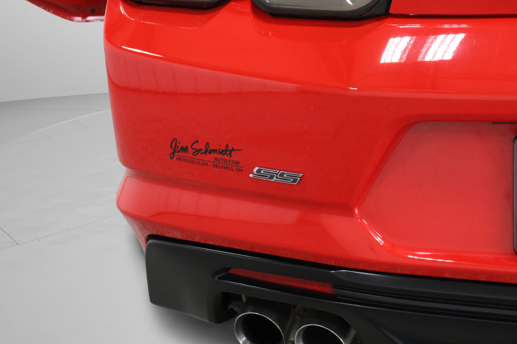 Used 2021 Chevrolet Camaro SS RWD image 34