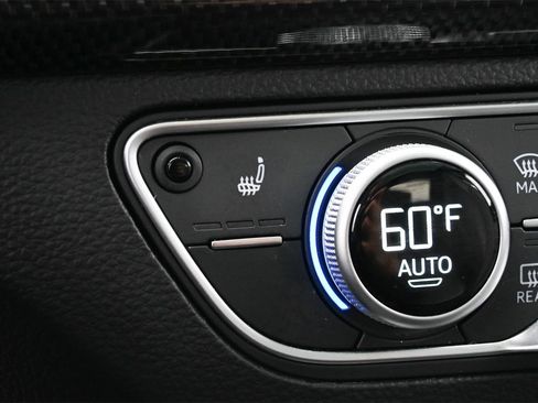 Used 2022 Audi SQ5 Premium Plus image 13