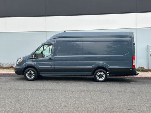 Used 2020 Ford Transit 250 148 High Roof Extended image 3