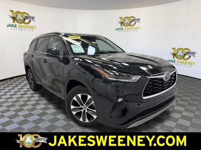 Used 2021 Toyota Highlander XLE
