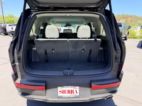 Used 2025 Hyundai Santa Fe SEL AWD/4WD image 10