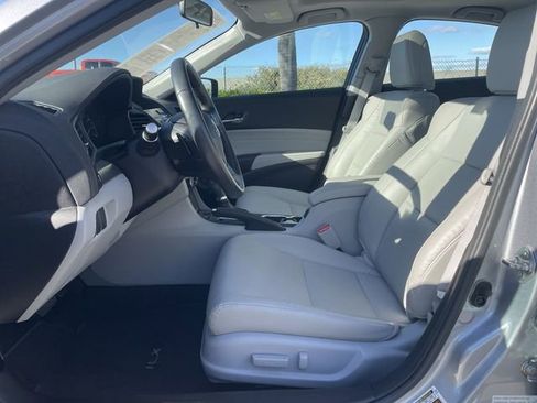 Used 2018 Acura ILX Special Edition image 19