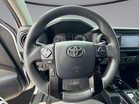 Used 2018 Toyota Tacoma SR w/ SR Convenience Package RWD image 21