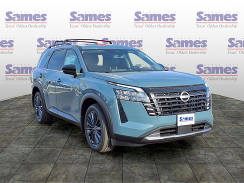 New 2026 Nissan Pathfinder SL w/ SL Premium Package image 1