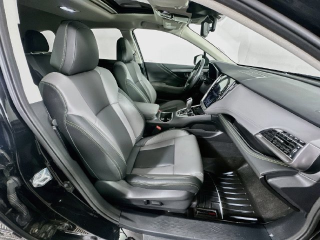 Used 2024 Subaru Outback Onyx Edition XT AWD/4WD image 28