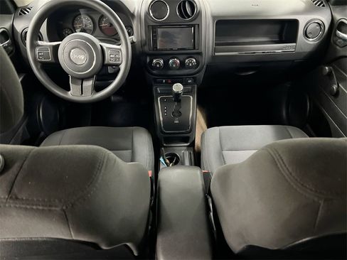 Used 2015 Jeep Patriot Sport w/ Tire & Wheel Group image 10
