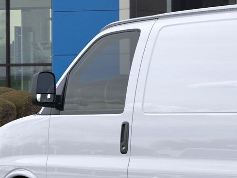 New 2026 Chevrolet Express 2500 w/ Driver Convenience Package RWD image 33