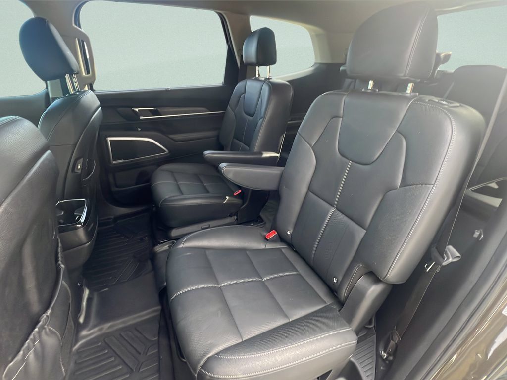 Used 2021 Kia Telluride EX w/ EX Premium Package AWD/4WD image 10