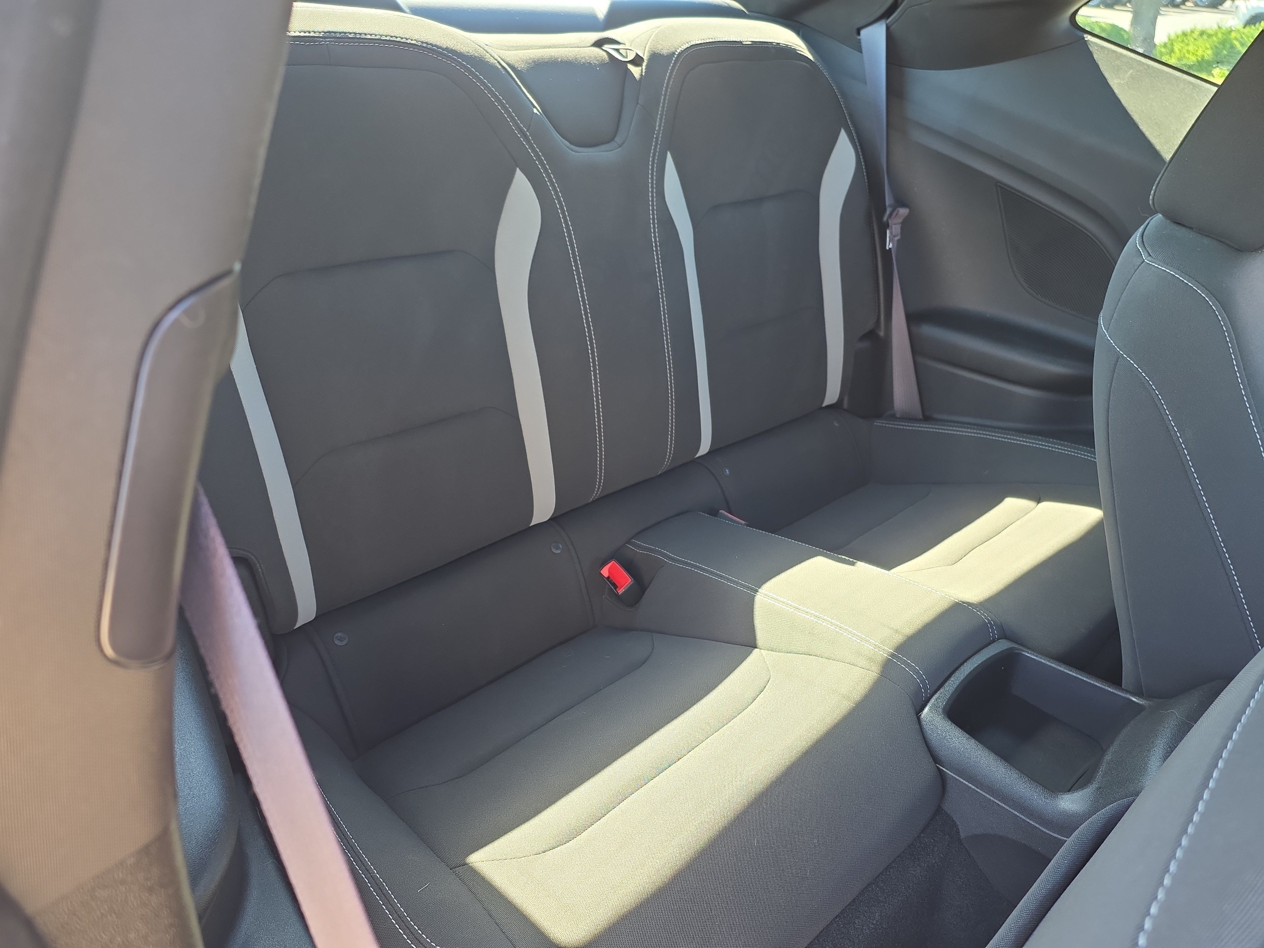 Used 2016 Chevrolet Camaro LT w/ Technology Package RWD image 10