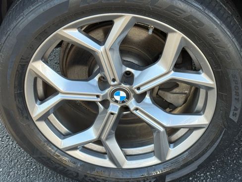 Used 2020 BMW X4 xDrive30i AWD/4WD image 10