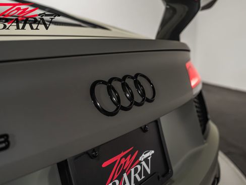 Used 2017 Audi R8 V10 plus image 16